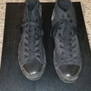 Chuck Taylors 11M 13W